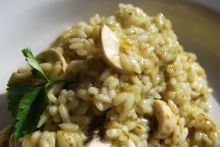 Risotto cu champignon și pesto