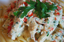 Penne cu pui Alfredo