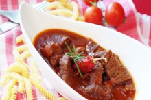 Mâncare cu carne de vită