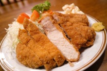 Şniţel din cotlet de porc