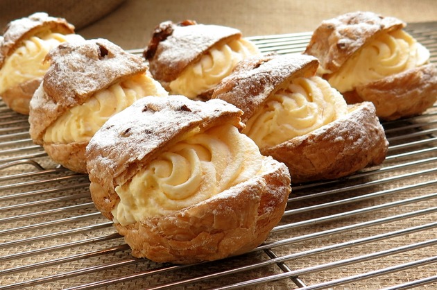 Choux a la creme