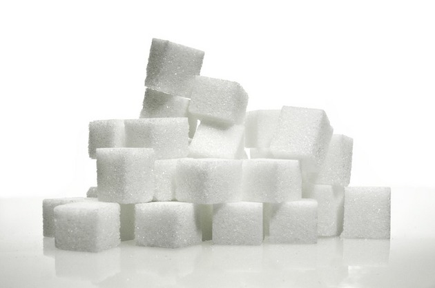 Excesul de zahăr, ce caracterizează regimul alimentar occidental, ar favoriza dezvoltarea cancerului la sân