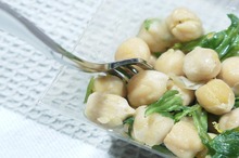 LEACURI DIN GRĂDINĂ: Năutul