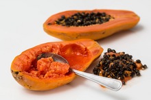 LEACURI DIN GRĂDINĂ: Papaya