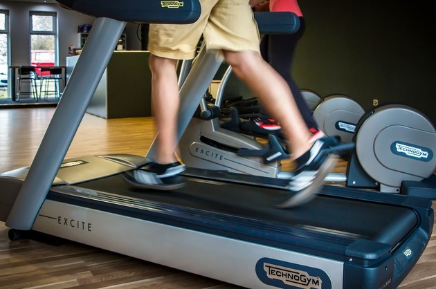 O sesiune de numai 20 de minute de exerciții fizice acționează ca un adevărat antiinflamator asupra corpului (studiu)