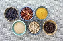 Șapte ingrediente culinare care își pierd proprietățile de folosire mai repede